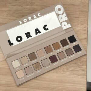 LORAC PRO Palette 3 eyeshadow palette